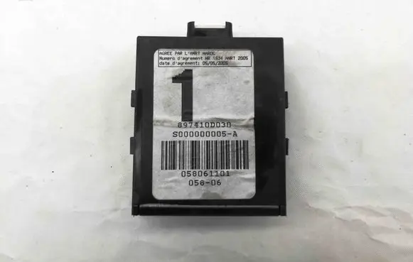 Toyota Yaris Other devices 897410D030