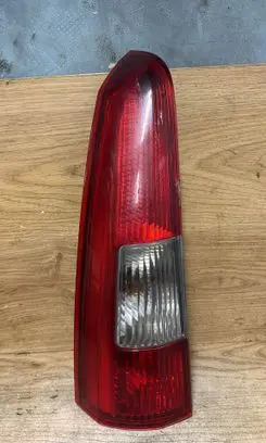 Volvo V70 Rear/tail lights 9154493