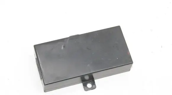 Volkswagen Touareg II iPod connector socket 000051444K