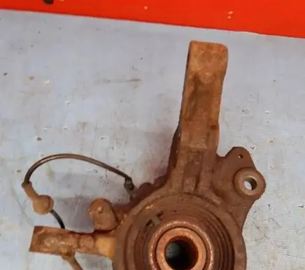 Renault Master III Front wheel hub spindle knuckle RBC1475