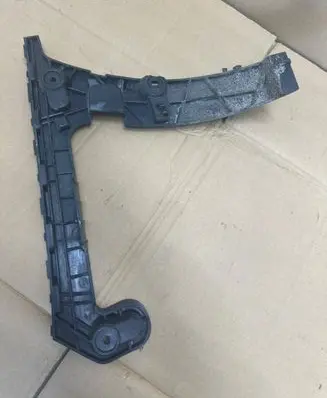 Audi A4 S4 B9 8W Rear bumper mounting bracket 8W9807453