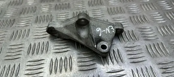 BMW 5 F10 F11 Fuel pump bracket 13517810698