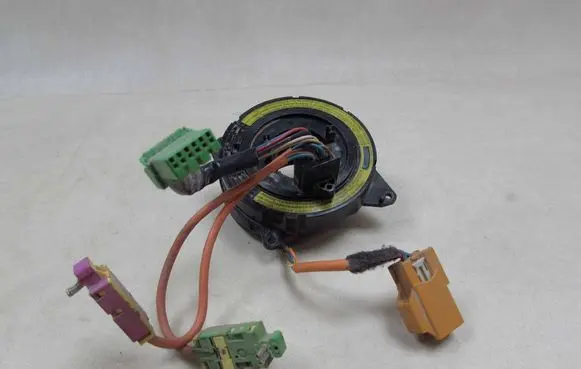 Volvo V70 Airbag slip ring squib (SRS ring) 50204