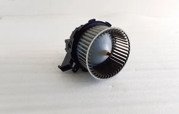 Porsche Macan (95B) Heater fan/blower 