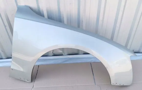 Audi A5 8T 8F Fender