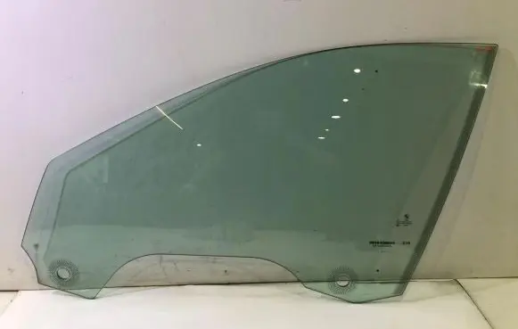 BMW 8 G16 Front door window glass four-door 7428509