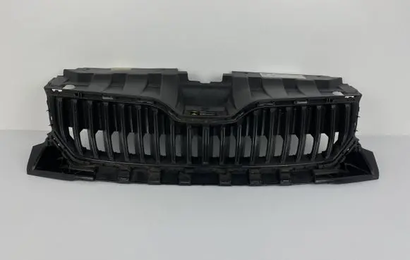 Skoda Fabia Mk3 (NJ) Front bumper upper radiator grill 6V0 853
