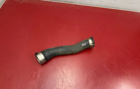 BMW X3 F25 Intercooler hose/pipe 7597591