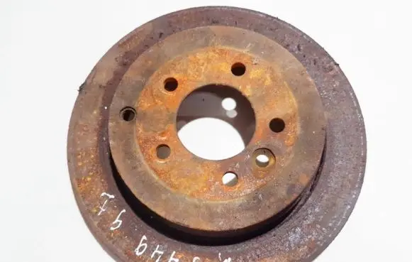 Land Rover Discovery 3 - LR3 Rear brake disc ventiliuojamas