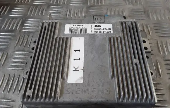 Hyundai Lantra II Engine control unit/module 3910023420 K103955111A 9505261459