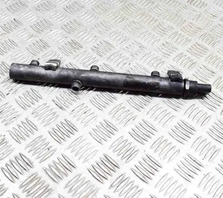 Mercedes-Benz E W211 Fuel main line pipe A0041536728 A6420700695