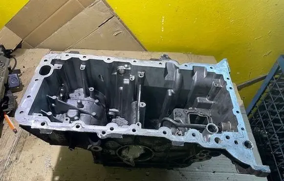 Land Rover Range Rover L322 Oil sump 6H4Q6675DD
