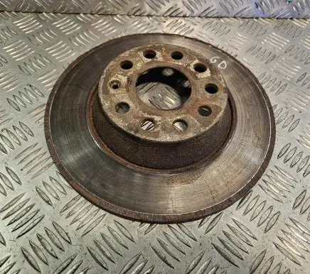Volkswagen PASSAT B6 Rear brake disc