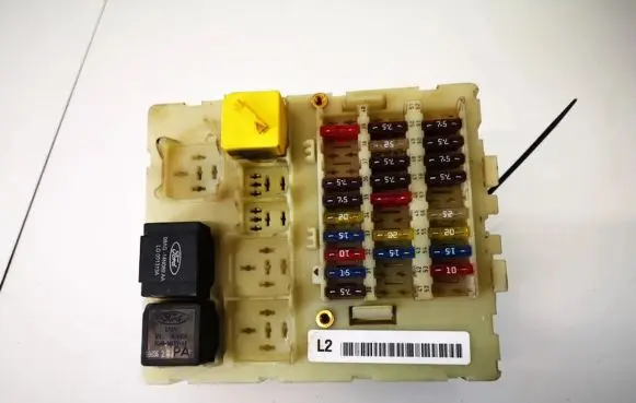 Ford Focus Fuse box set 98ag14a073ah