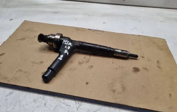 Opel Meriva A Fuel injector 8973138612 10647