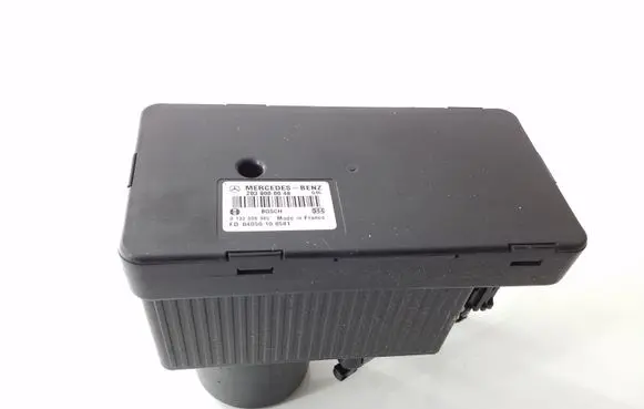 Mercedes-Benz E W212 Central locking vacuum pump A2038000048 0132006365
