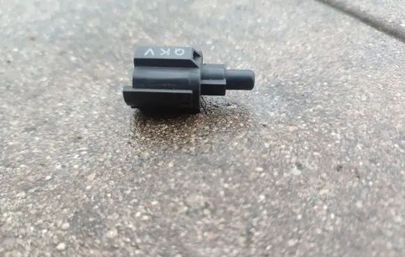 KIA Stonic Outside/external air temperature sensor 