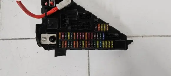 BMW 5 E60 E61 Fuse box set 518956024 6906618