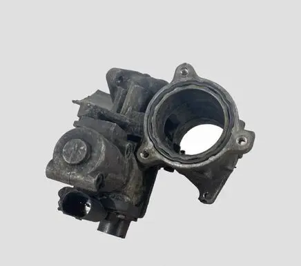 Volkswagen Eos EGR valve 03G129637A