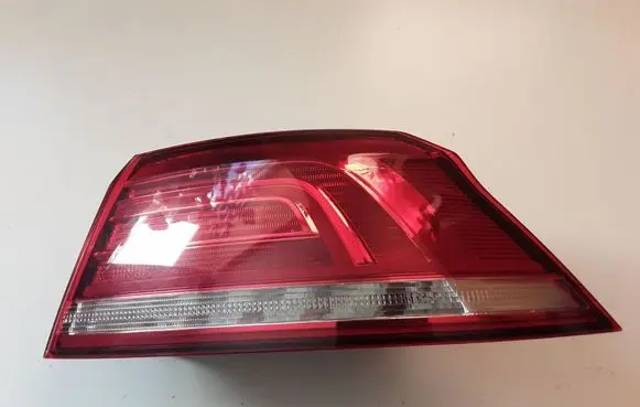Volkswagen PASSAT B8 Rear/tail lights 3G5945312