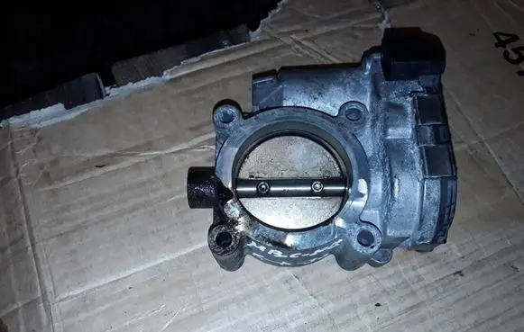 Mercedes-Benz C W204 Throttle valve 2661410525