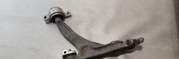 Volvo XC60 Front lower control arm/wishbone FR8ZA