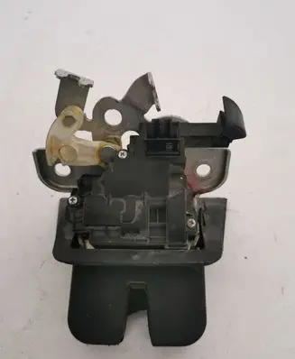 Audi A4 S4 B8 8K Tailgate/trunk/boot lock/catch/latch