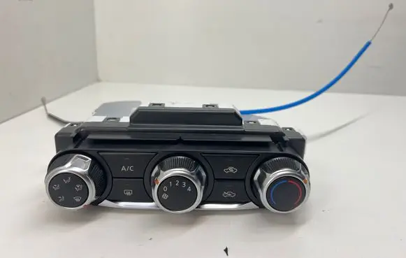 Nissan Micra K14 Climate control unit 275105FA3C NS006CAM04 XS146431