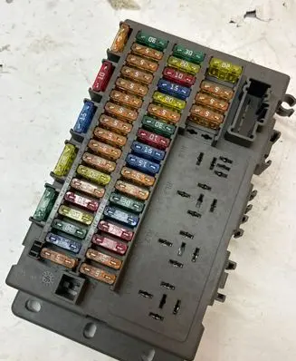 Mini Cooper Hatch Hardtop Fuse box set 518030507 151035020803