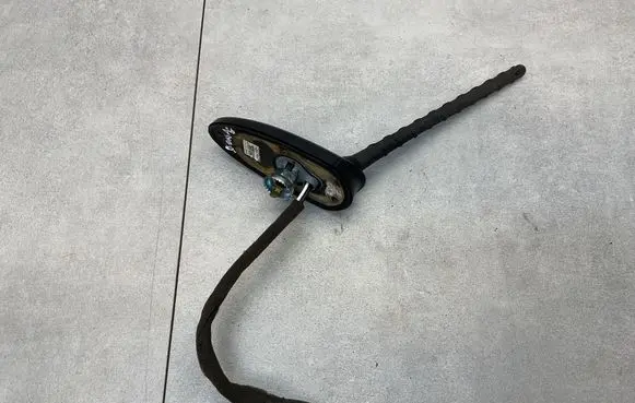 KIA Sportage Aerial GPS antenna 962103U300