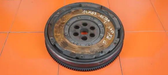Opel Astra J Dual mass flywheel 55564555 A16LET