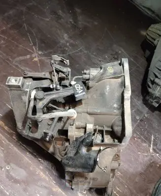 Volvo V50 Manual 5 speed gearbox 9N5R7002WB P1283141 040210014551