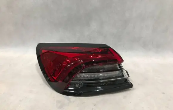 Maserati Quattroporte Rear/tail lights CCC20051A 20210103