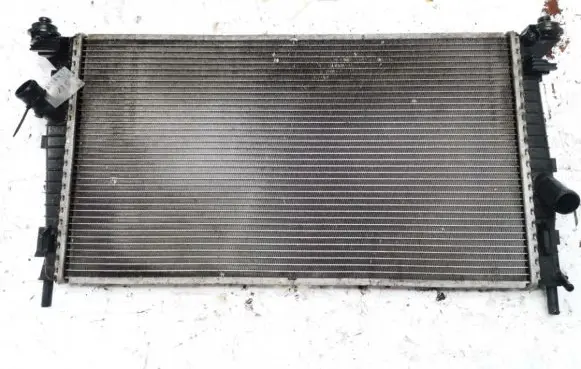Renault Megane II Coolant radiator