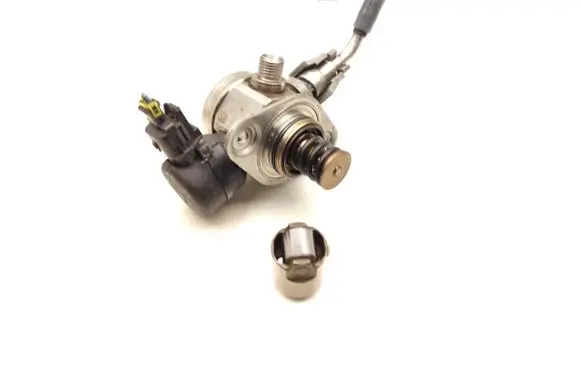 KIA Sportage Fuel injection high pressure pump 353202B140 0261520306