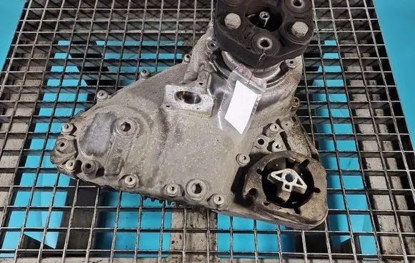 BMW X5 E70 Gearbox transfer box case 7610586 IMPRK1569016