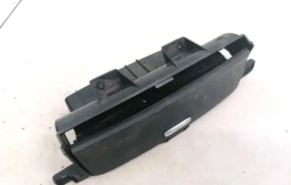 Car ashtray