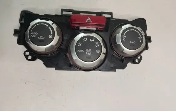 Subaru Forester SH Climate control unit 72311SC060 T1007170D
