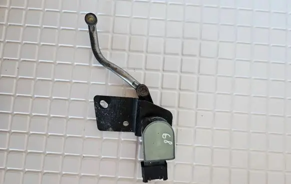 Jeep Grand Cherokee Air suspension front height level sensor 56029518AA