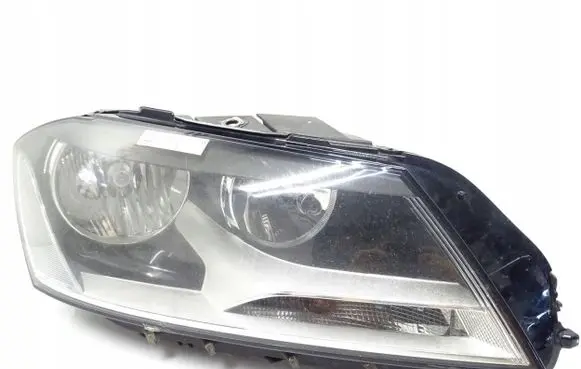 Volkswagen PASSAT B7 Headlight/headlamp