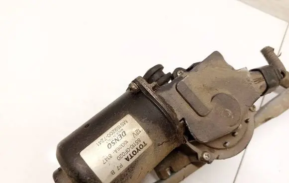 Toyota Corolla Verso AR10 Wiper motor 851100f020