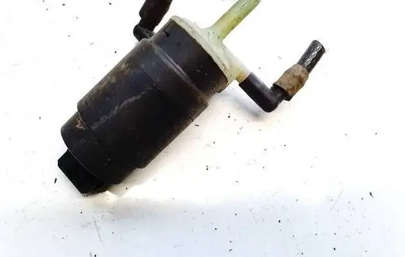 Opel Zafira B Windscreen/windshield washer pump 24439254