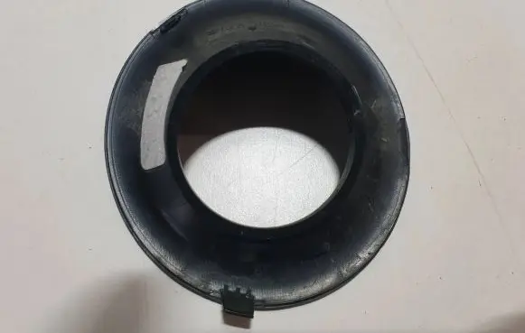 Front fog light trim/grill