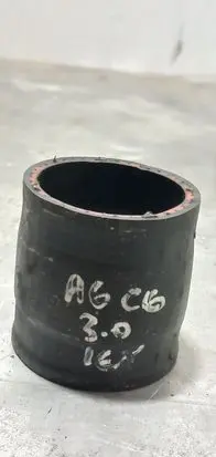Intercooler hose/pipe
