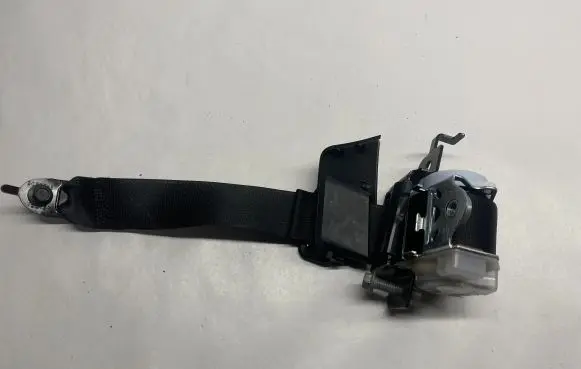 Ford Mustang VI Rear seatbelt FR3B63611B