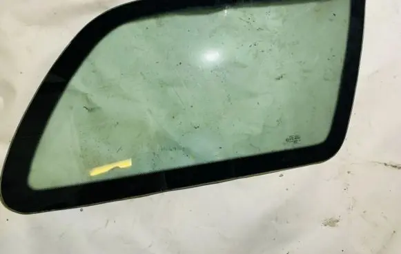 Ford Escort Rear side window