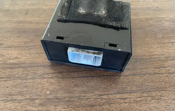 KIA Sorento Wing mirror control module 935713E000