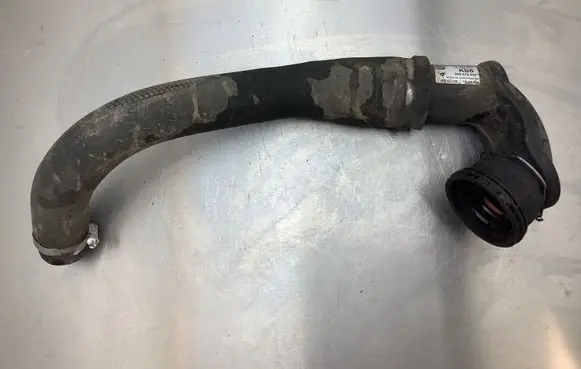 Opel Astra J Intercooler hose/pipe 13419572 360578926