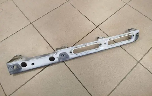 Land Rover Range Rover Sport L494 Fender mounting bracket CPLA16151AC