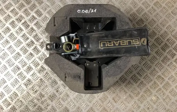 Subaru Outback Tool set 